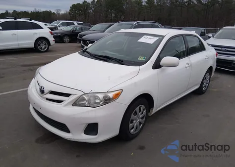 2011 Toyota Corolla Le z USA, uszkodzony, nr VIN 2T1BU4EE2BC591319